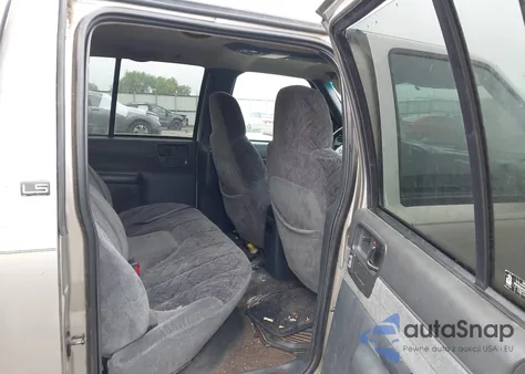 2002 Chevrolet S-10 Ls z USA, uszkodzony, nr VIN 1GCDT13W82K221769